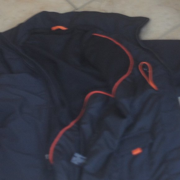 Weatherproof Jacket - Picture 5 of 5